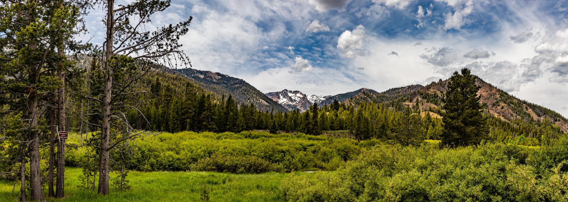 Idaho Sawtooth Mountains landscape